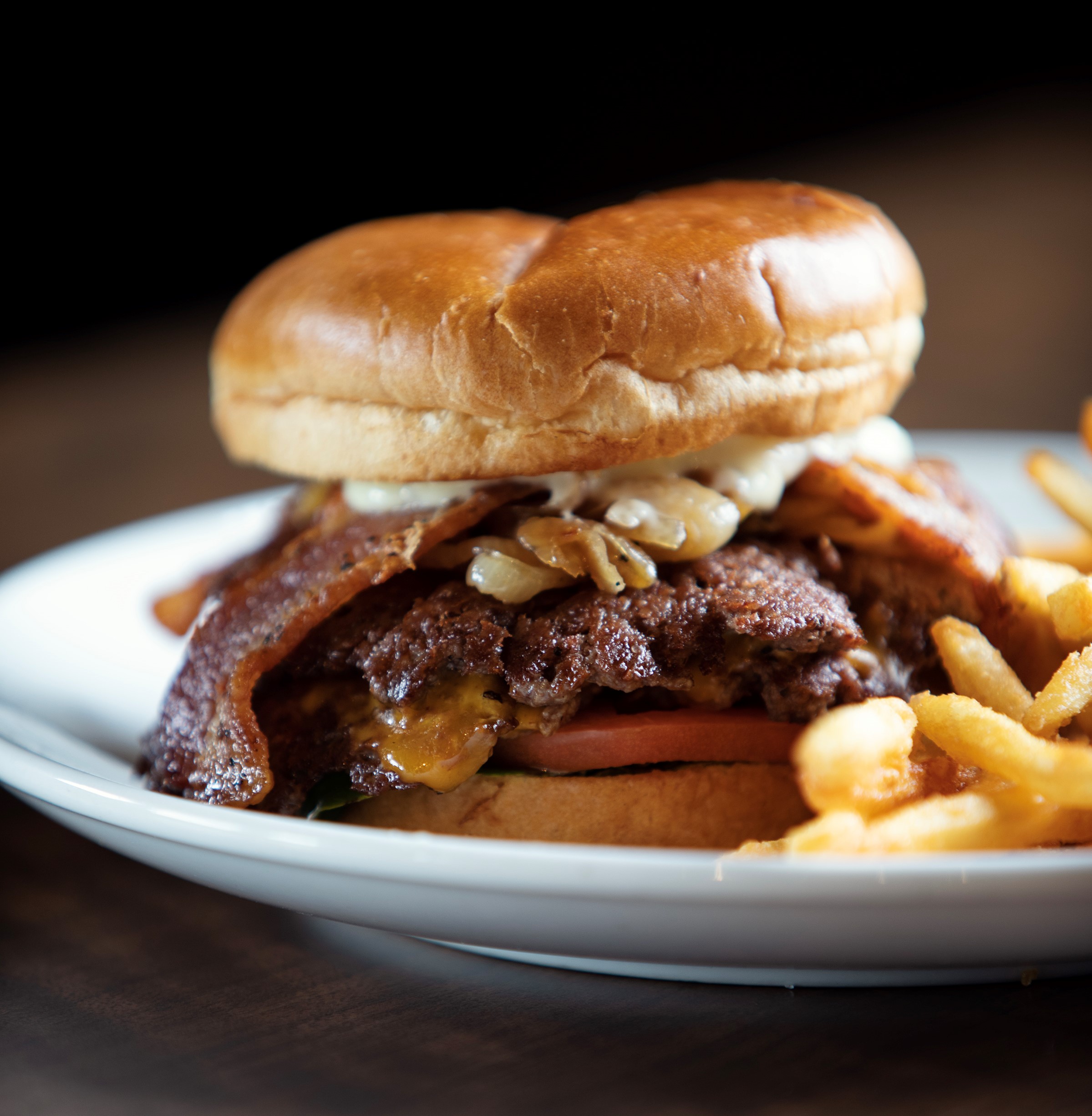 Flight Bar + Grille Lands Iowa's Best Burger
